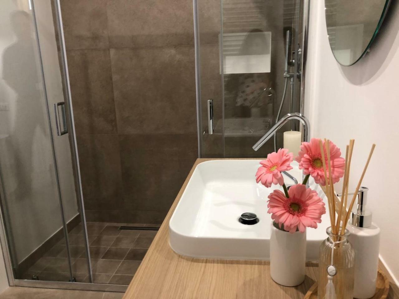 Suitesgaribaldi Κάλιαρι Εξωτερικό φωτογραφία