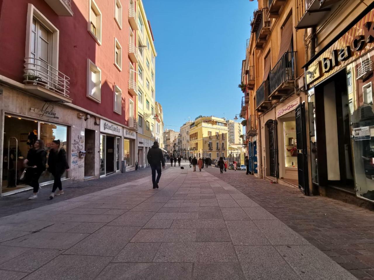 Suitesgaribaldi Κάλιαρι Εξωτερικό φωτογραφία