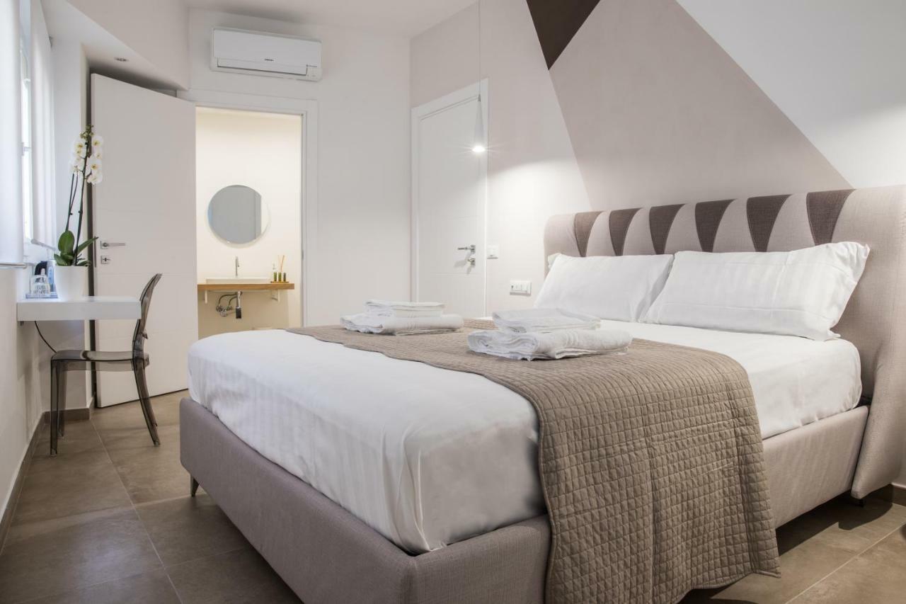 Suitesgaribaldi Κάλιαρι Εξωτερικό φωτογραφία
